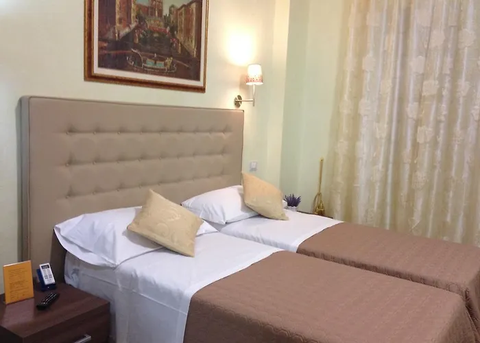 Vatican Golden Bed & Breakfast Rome